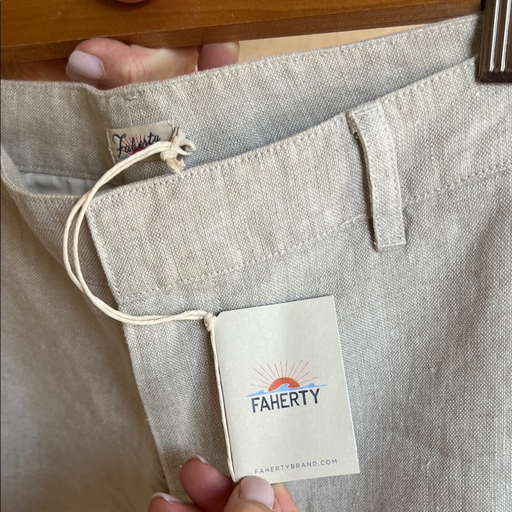 Brand new with tags! Faherty Beige Linen Belt-Loop Shorts